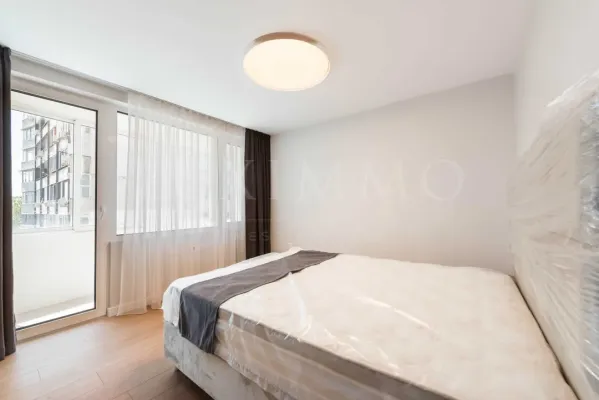 Sea View Apartment in Chaika District - Luxurious Two-Bedroom Home - Image 3