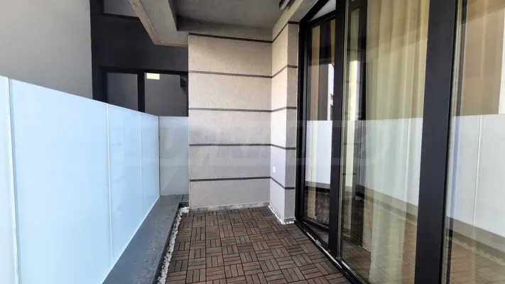Modern Apartment in Serдика Area with Parking Space - Image 5