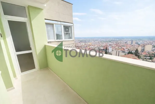 Spacious Stara Zagora Apartment with Panoramic Views - Image 1