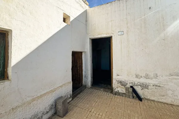 Unique Cave House in Viator – 9 Bedrooms, Great Potential - Image 4