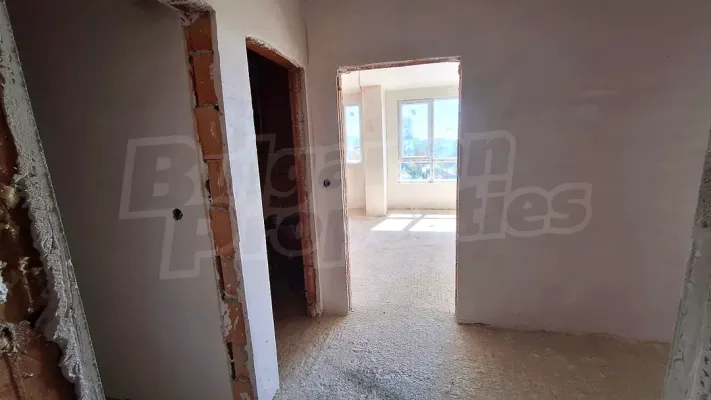 Spacious New One-Bedroom Apartment with Sea Views in Varna - Image 2
