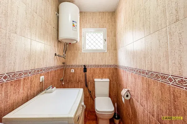 Apartment for sale in Vícar - Image 3