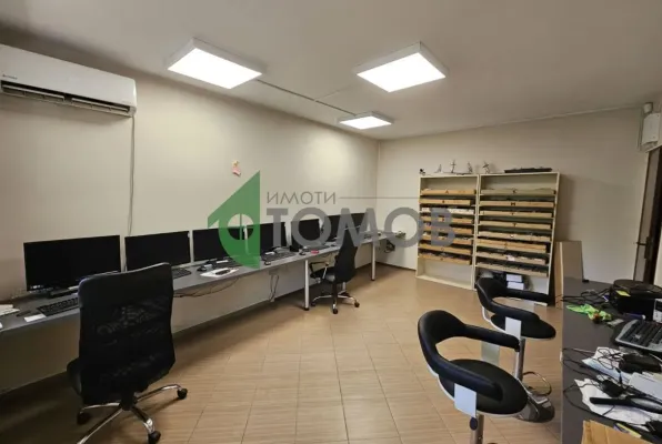 Spacious 1-Bedroom Apartment in Central Stara Zagora – 60m² - Image 1