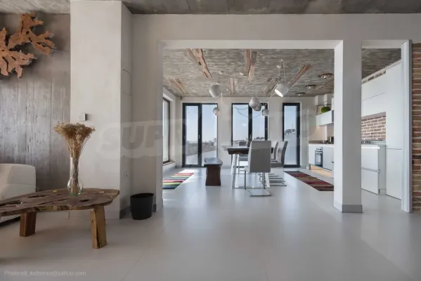 Luxury 3BR Apartment - Sea View, Varna - Image 2