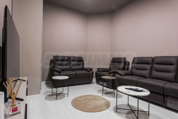 Spacious, Fully Furnished Apartment Near Varna Sea Garden - Image 3
