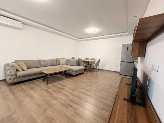 Spacious 2-Bedroom Apartment with Parking in Burgas - Image 2
