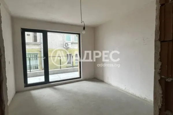 Apartment for sale in Burgas - Image 2