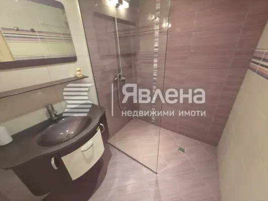 Apartment for sale in Varna - Image 3