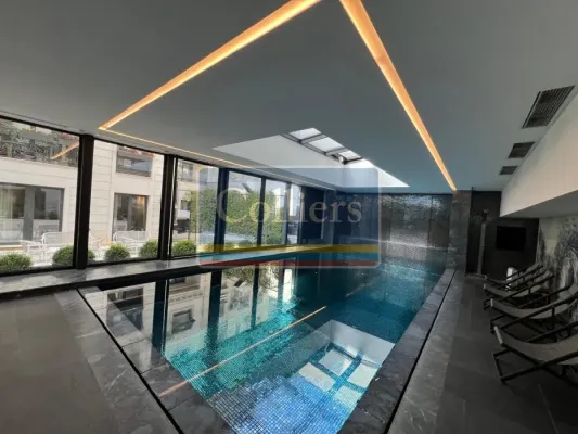 Luxury 4BR Apartment with Pool & Garage in Belgrade's Vracar - Image 1