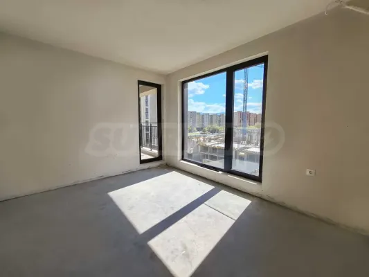 Spacious 3-Bedroom Apartment in Plovdiv, Bulgaria - Image 2