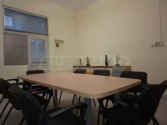 Stylish apartment near Sofia University metro. - Image 3