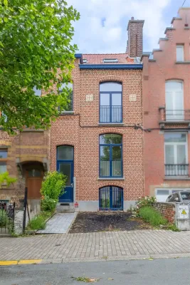 Charming 4-Bedroom House in Ukkel with Terrace and Garden - Image 1