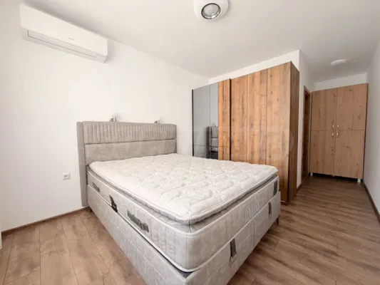 Spacious 2-Bedroom Apartment with Parking in Burgas - Image 3