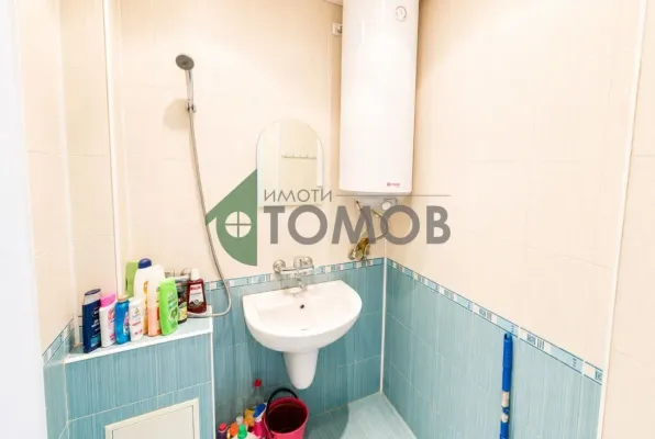 Stylish Two-Bedroom Apartment in Orbit District, Stara Zagora Bulgaria - Image 4