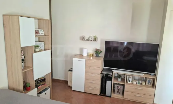 Stylish Fully Furnished Apartment in Varna's "Tsveten Quarter" - Image 5