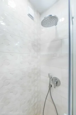 Spacious Fully Furnished Apartment in Varna City Center - Penthouse - Image 3