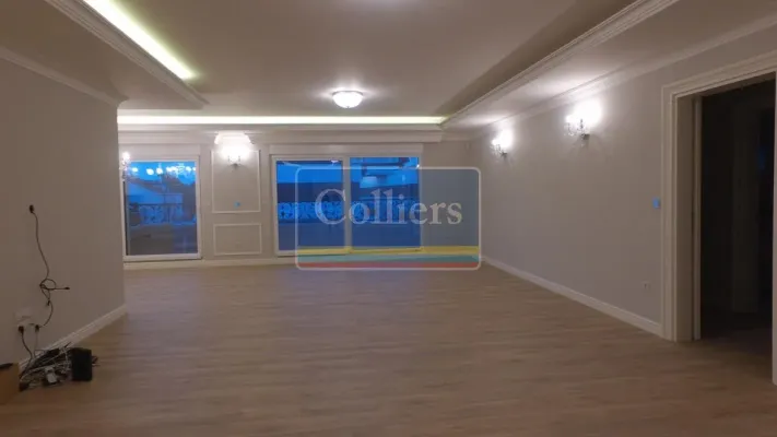 Spacious 5-Bedroom Apartment in Belgrade's Senjak District - Image 2