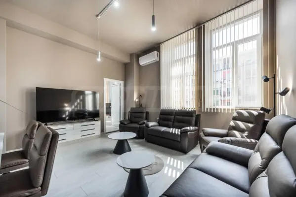 Spacious, Fully Furnished Apartment in Varna City Center - Image 5