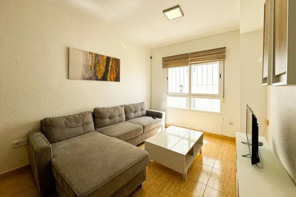 Spacious 3-Bedroom Apartment with Elevator in Beautiful Carboneras - Image 5