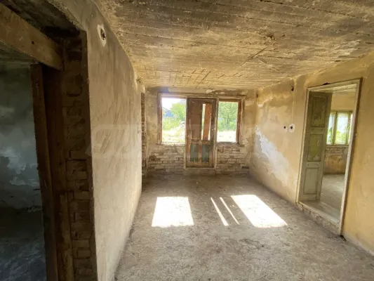 House for sale in Pokrayna - Image 1