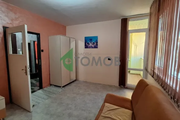 Spacious South-Facing Apartment in Stara Zagora – 45m2 - Image 1