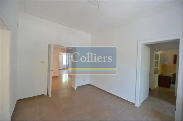 Spacious Apartment in Belgrade's Prime Location - 4 Bedrooms - Image 1