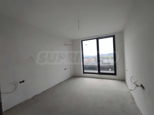 Spacious Seafront Apartment with Panoramic Views in Burgas, Bulgaria. - Image 4