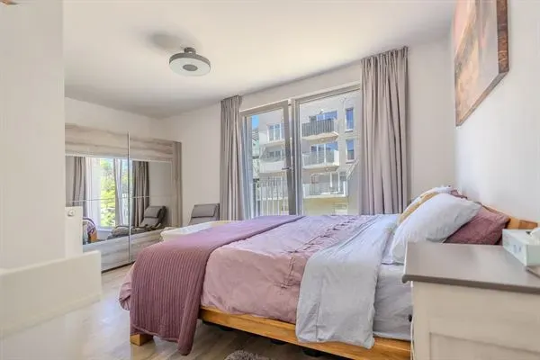 Spacious Ground Floor Duplex with Garden &amp; Parking in Vorst - Image 4