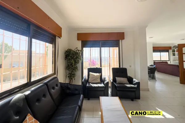 Spacious 5-Bedroom Chalet with Pool & BBQ in Huércal de Almería - Image 2