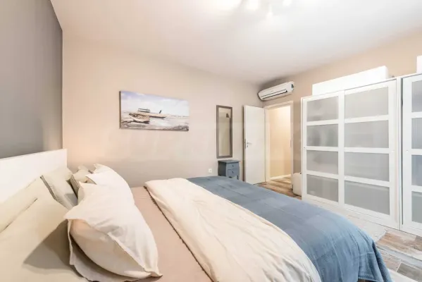 Stylish Varna Apartment with Pool & Parking - Fully Furnished - Image 3