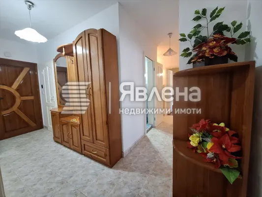 Apartment for sale in Burgas - Image 2