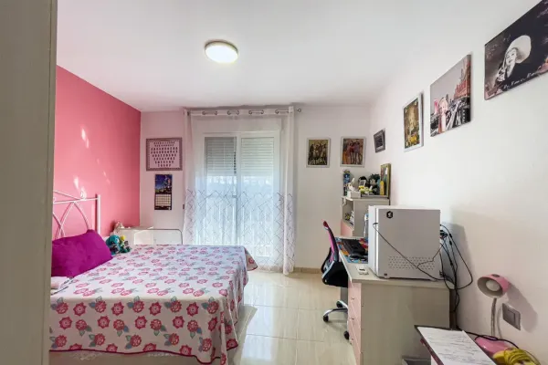 Spacious Triplex Apartment with Pool Potential in Huércal de Almería - Image 3