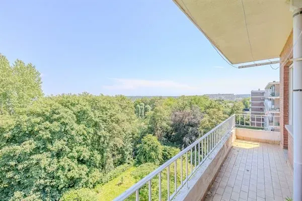 Apartment for sale in Ukkel - Image 2