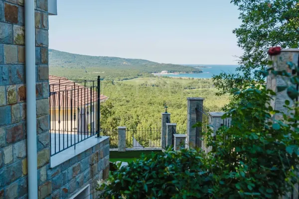 House for sale in Primorsko - Image 2
