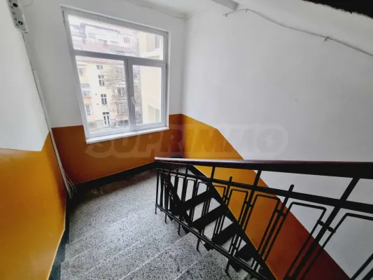 Bright Sofia Center Apartment – Fully Furnished - Image 4