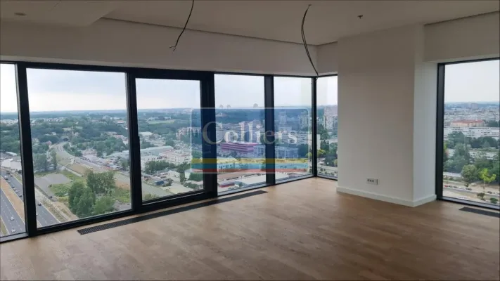 Spacious 3-Bedroom Apartment with Stunning City Views in Belgrade - Image 2
