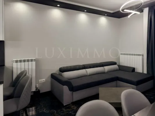 Stylish Vitosha District Apartment: Fully Furnished &amp; Bright Retreat - Image 2