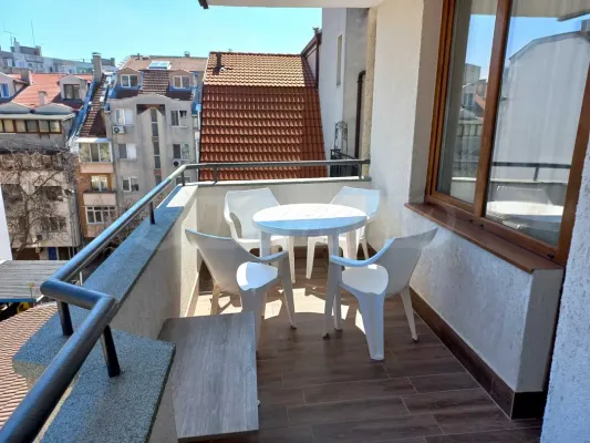 Spacious, Fully Furnished Apartment in Varna's Lytos Kino - Image 5