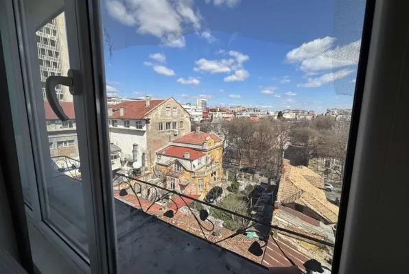 Stylish Fully Furnished Apartment in Stara Zagora's Top Center - Image 5