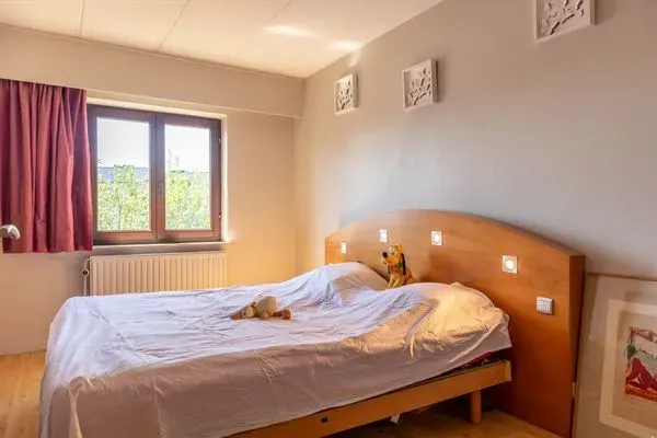 Spacious Triplex Penthouse with Terrace in Vorst, Belgium - €405,000 - Image 4