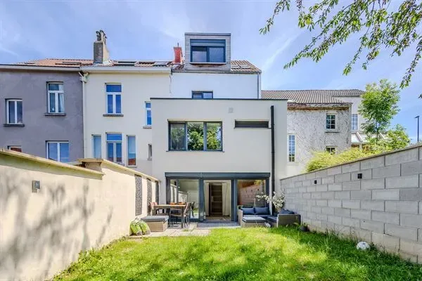 Beautifully Renovated House in Beersel with Garden &amp; Space! - Image 2