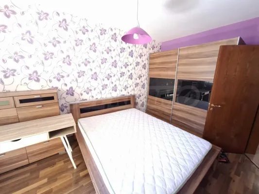 Spacious 3-bedroom apartment in Varna center. - Image 1