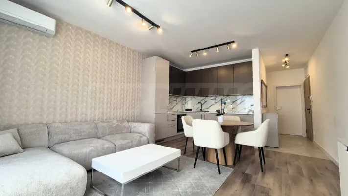 Modern Apartment in Serдика Area with Parking Space - Image 1