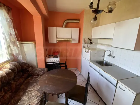 Spacious 2-Bedroom Apartment for Rent in Vidin's Geofile Area - Image 1