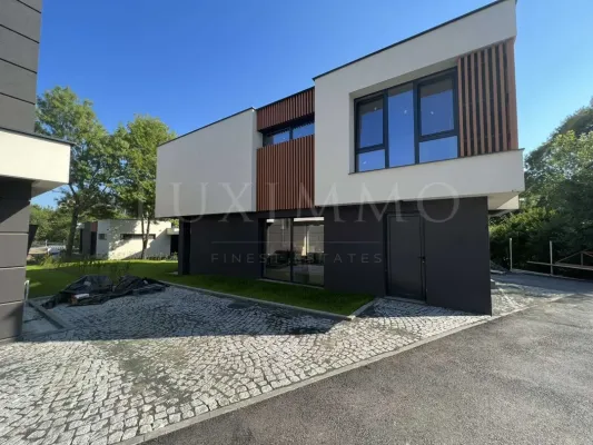 Modern Beachfront Houses in Tsarevo, Bulgaria - Sea Views! - Image 4