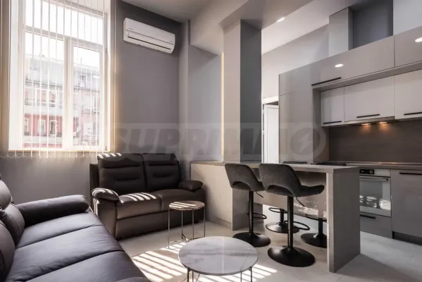 Stylish Varna Apartment - Central Location - Image 2