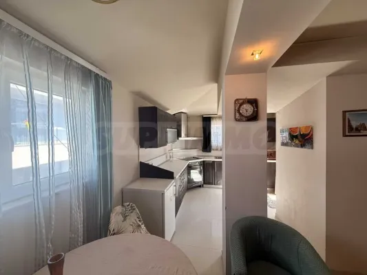 Stylish Varna Apartment in 'Lytno Kino Trakiya' Area - Image 2