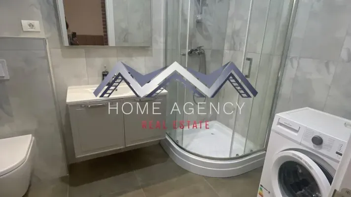 House for sale in Tunari - Image 1