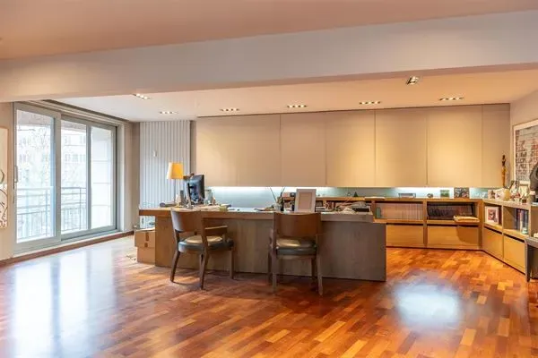 Spacious 3-Bedroom Apartment with Parking in Winston Churchill, Ukkel - Image 5