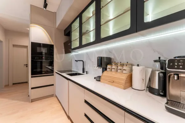 Stylish Apartment Near Veliko Tarnovo With Lovely Garden Views - Image 2